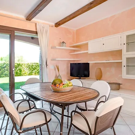 شقة فندقية Villaggio Turchese 4*