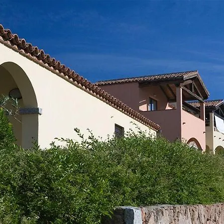 شقة فندقية Villaggio Turchese 4*