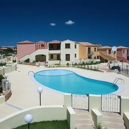 شقة فندقية Villaggio Turchese 4*