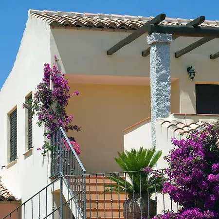 Villaggio Turchese Мурта-Мария